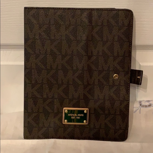 michael kors tablet bag